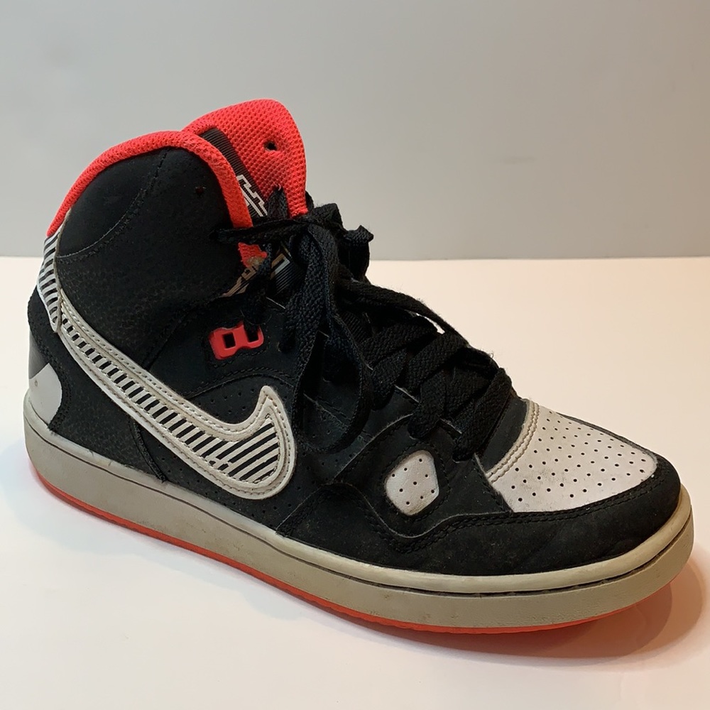 NIKE FORCE Mid-tops